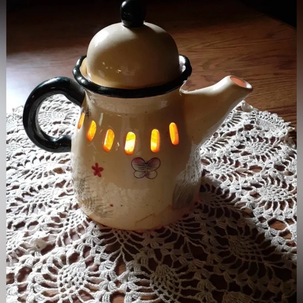 Vintage Home Interiors, Home Wildflower Breeze, Teapot Candle Cover/EXCELLENT